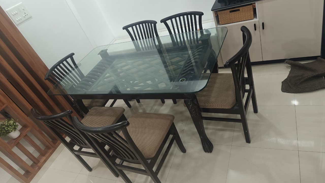 Teakwood 6 seater dining with chairs - Thumbnail 2
