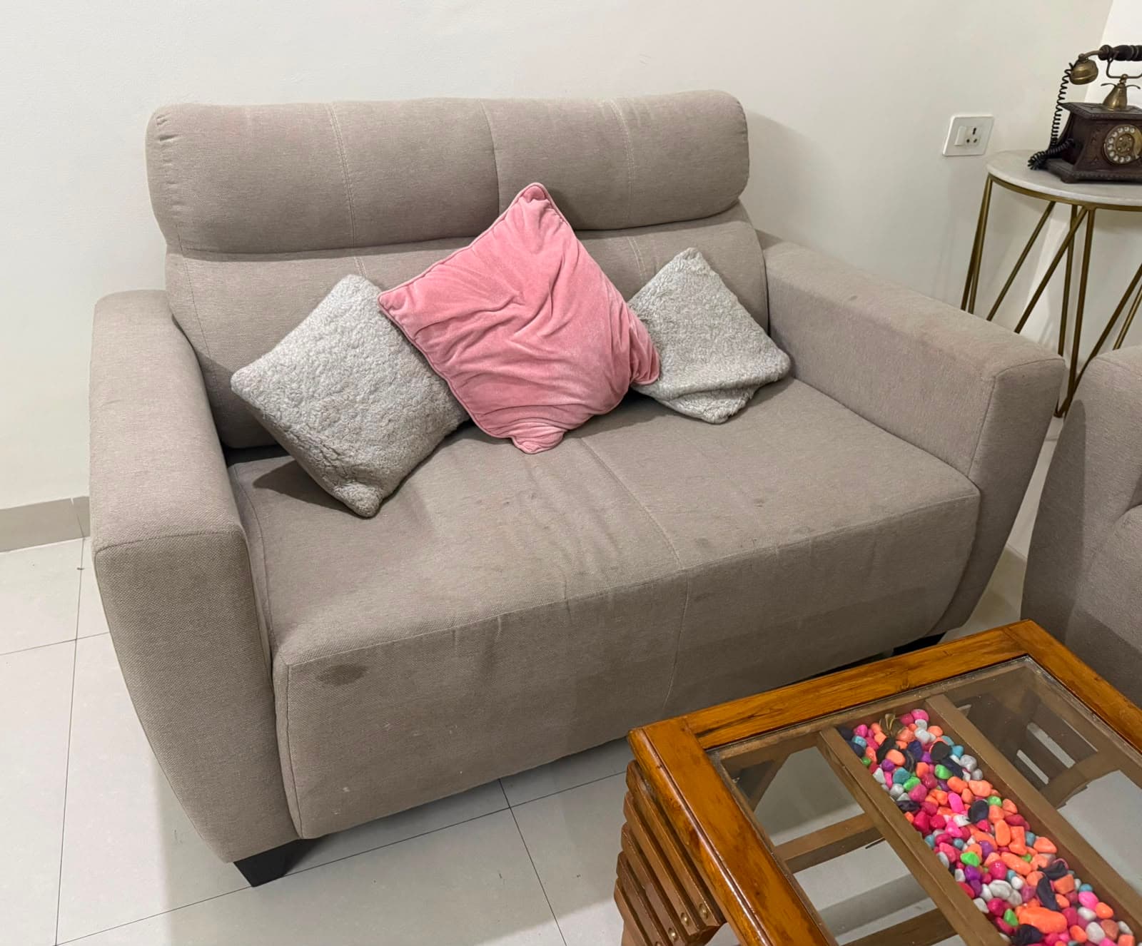 Sofa with center table - Thumbnail 2