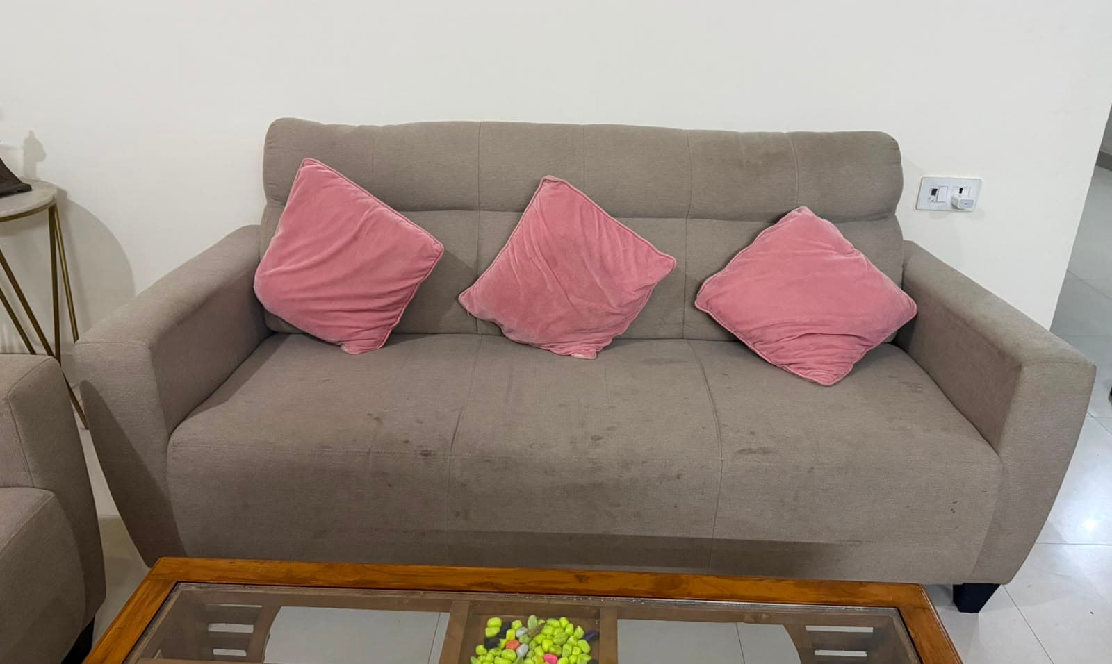 Sofa with center table - Thumbnail 3