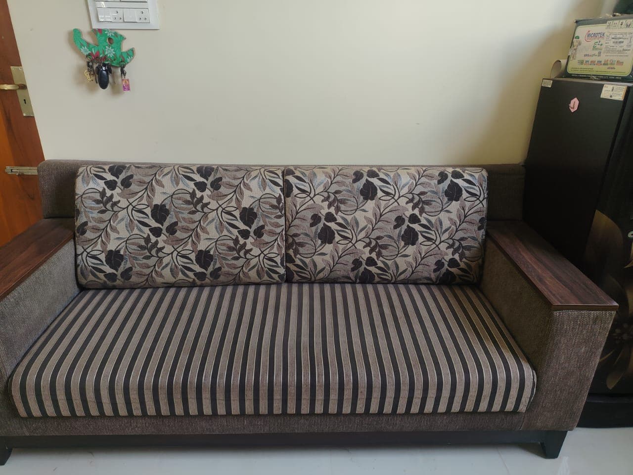 SOFA 3 seater for sale in Chennai, Tamil Nadu