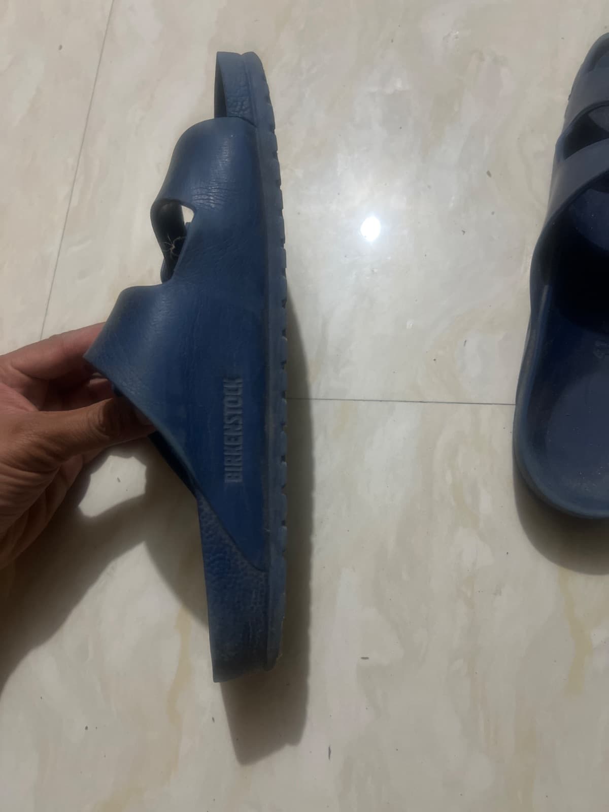 Slippers - Thumbnail 2