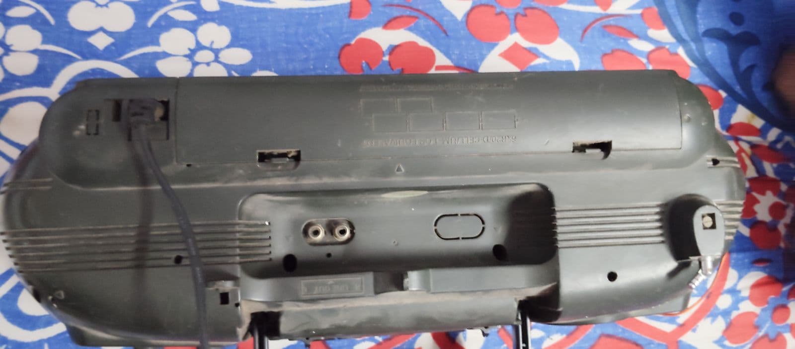 OLD philips two in one tape recorder for sale in Khandwa, Madhya Pradesh