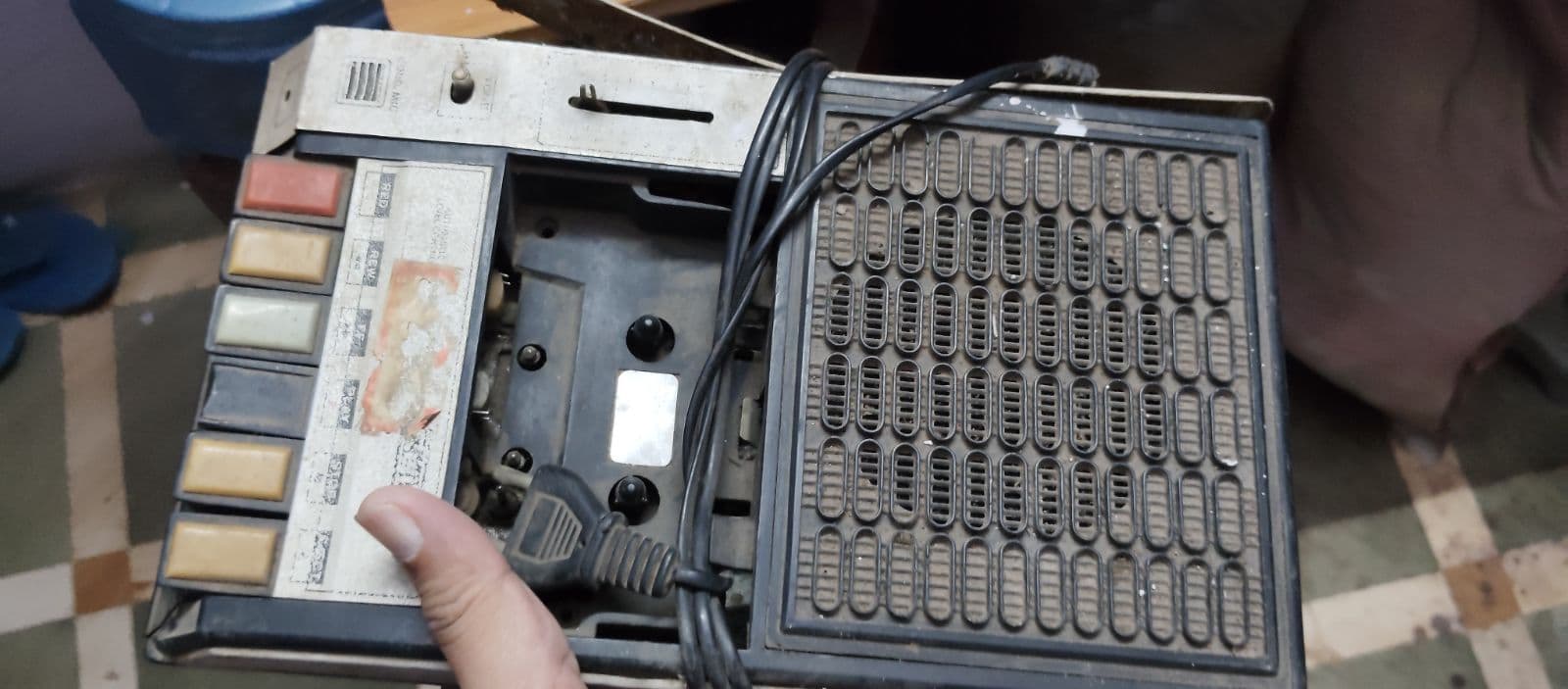 Old flat tape for sale in Khandwa, Madhya Pradesh