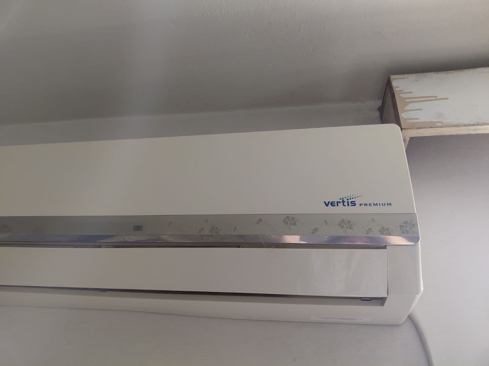 Air conditioner Voltas 1.5 t split - Thumbnail 2