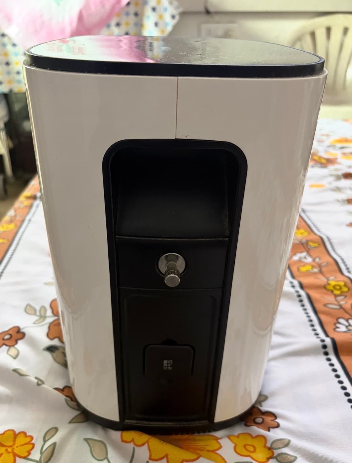 Oxygen concentrator - Thumbnail 3