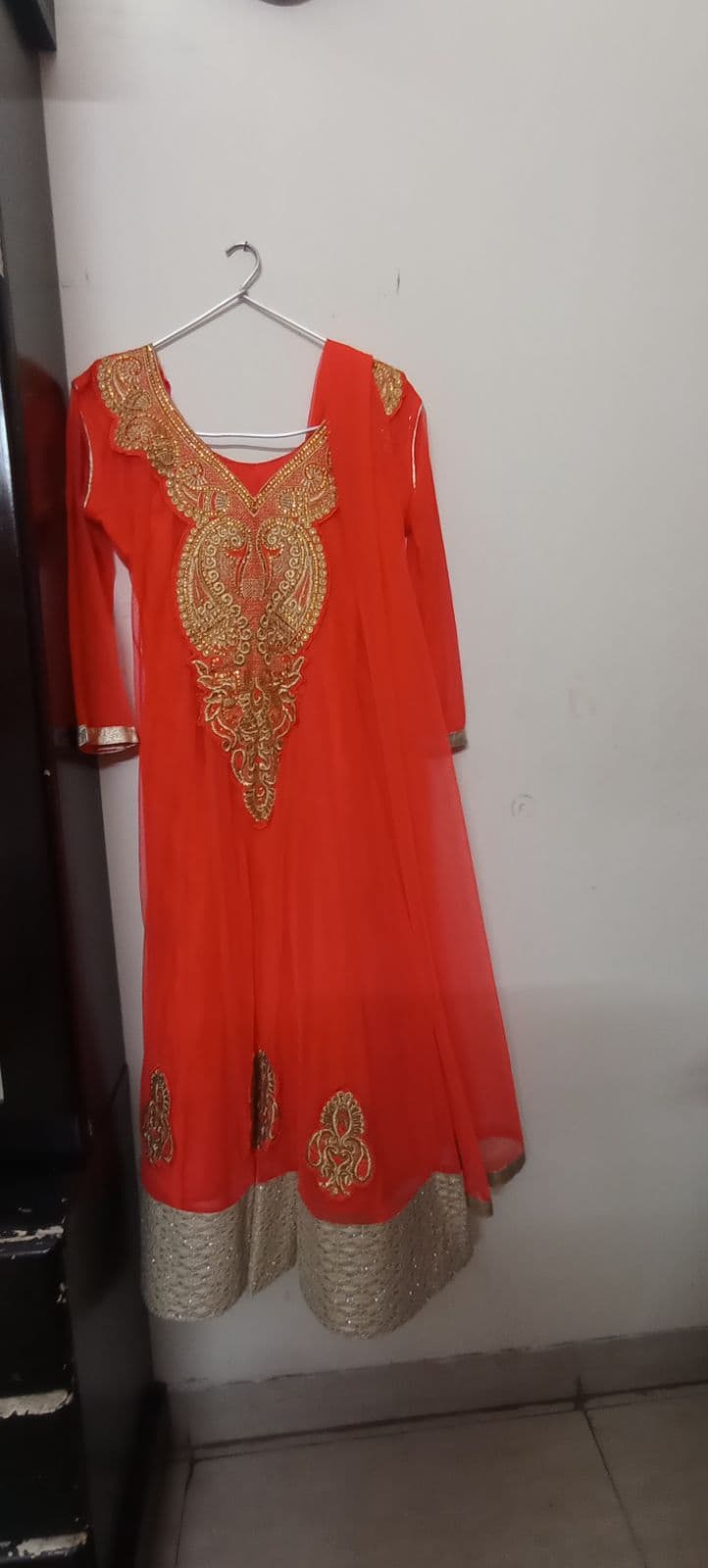 Beautiful Red & Golden Embroidered Anarkali/Kurti – Excellent Condition - Thumbnail 3