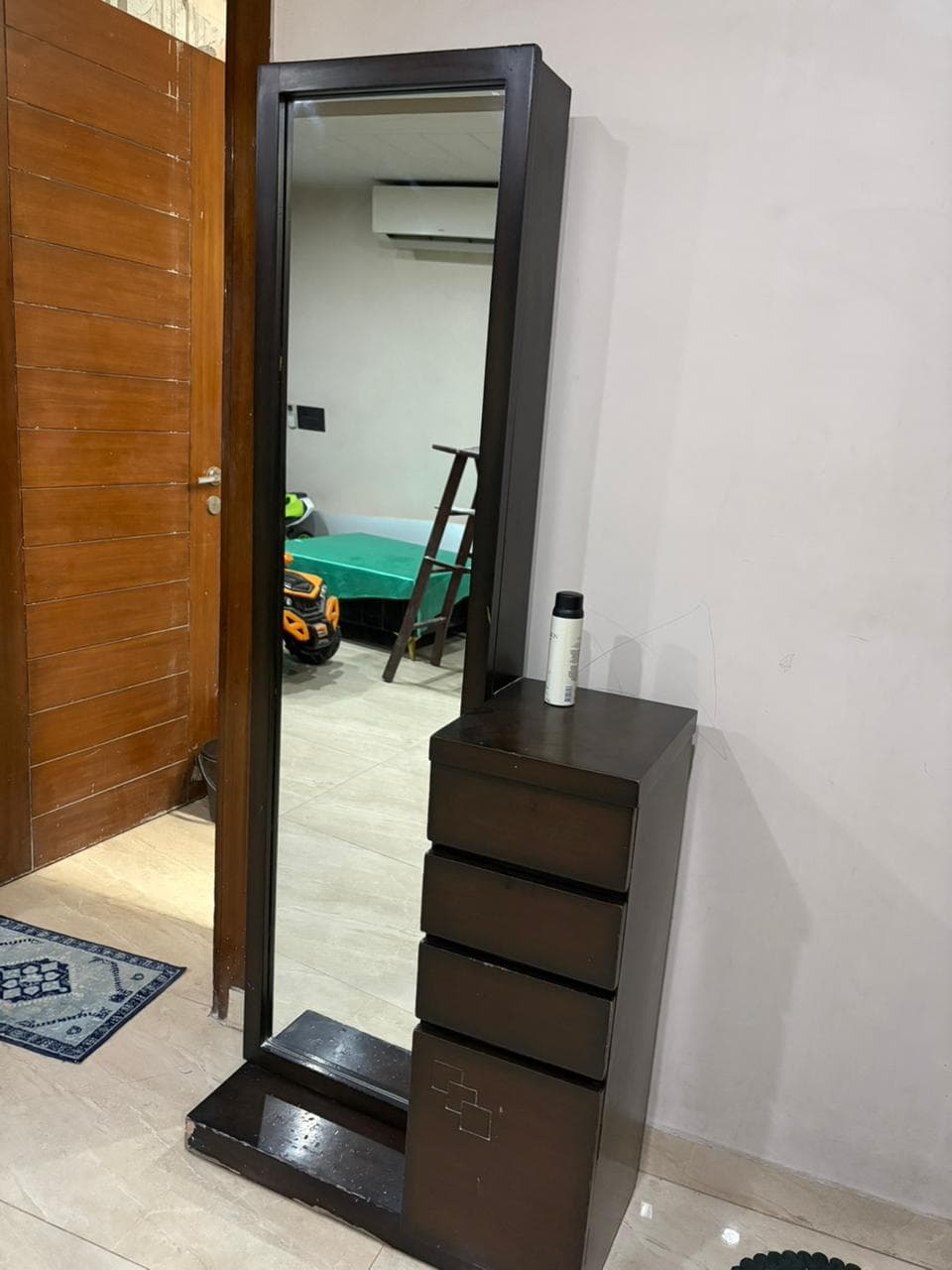 Title: Compact Wooden Dresser with Tall Mirror for sale in New Delhi, Delhi