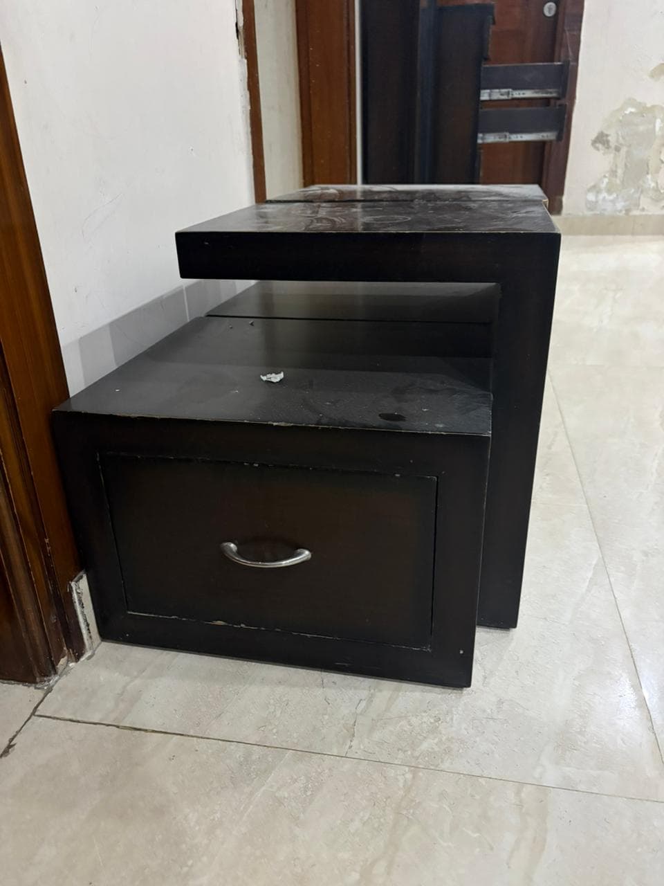 Compact Wooden Side Table/Nightstand for sale in New Delhi, Delhi