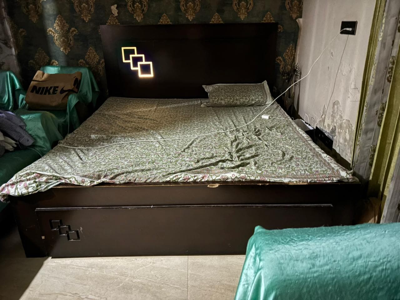 Premium Solid Wood Bed with Built-In Lighting - Thumbnail 3