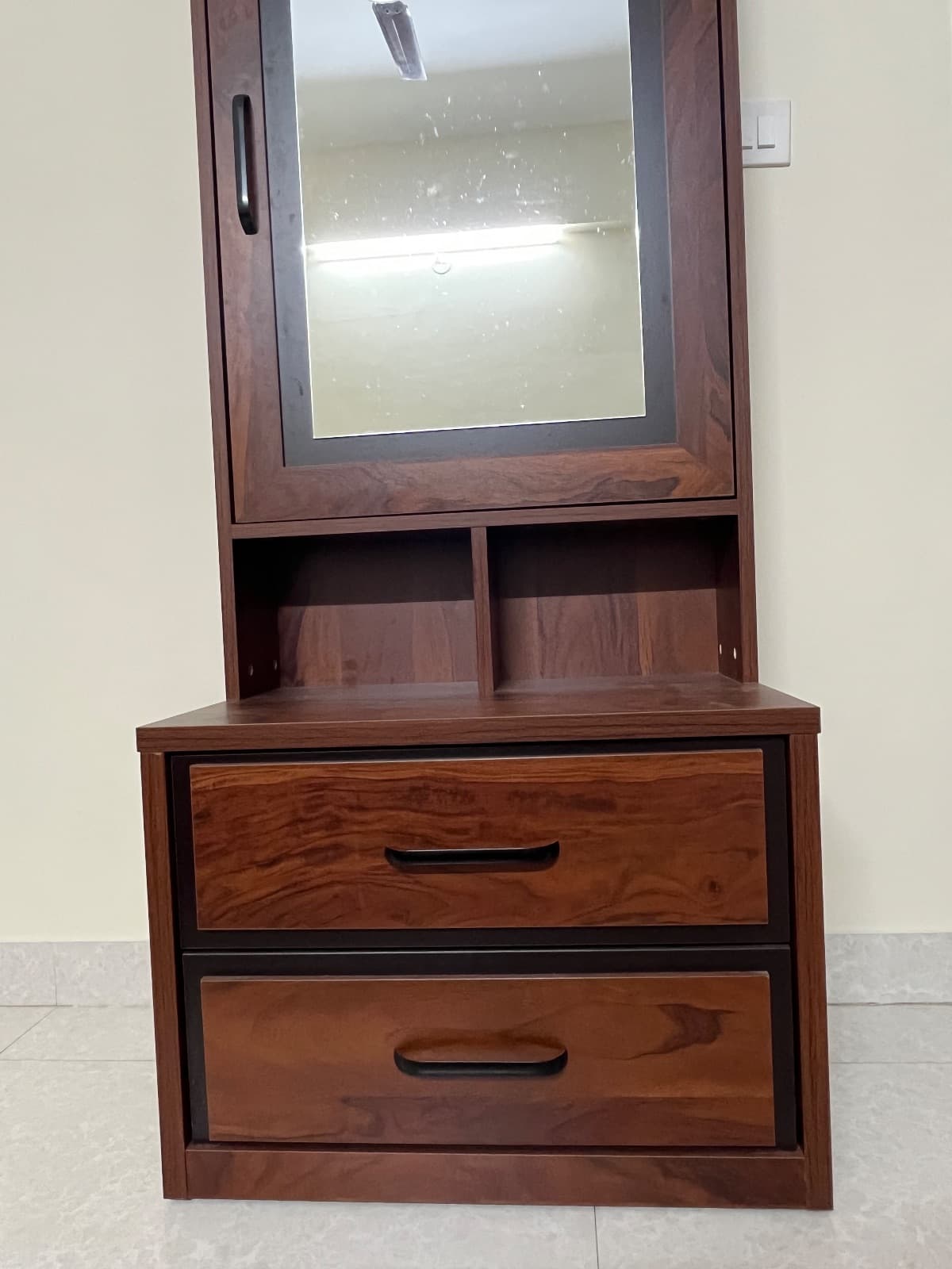 Pepperfry Wooden Dressing Table – Excellent Condition (Active Warranty - Thumbnail 3