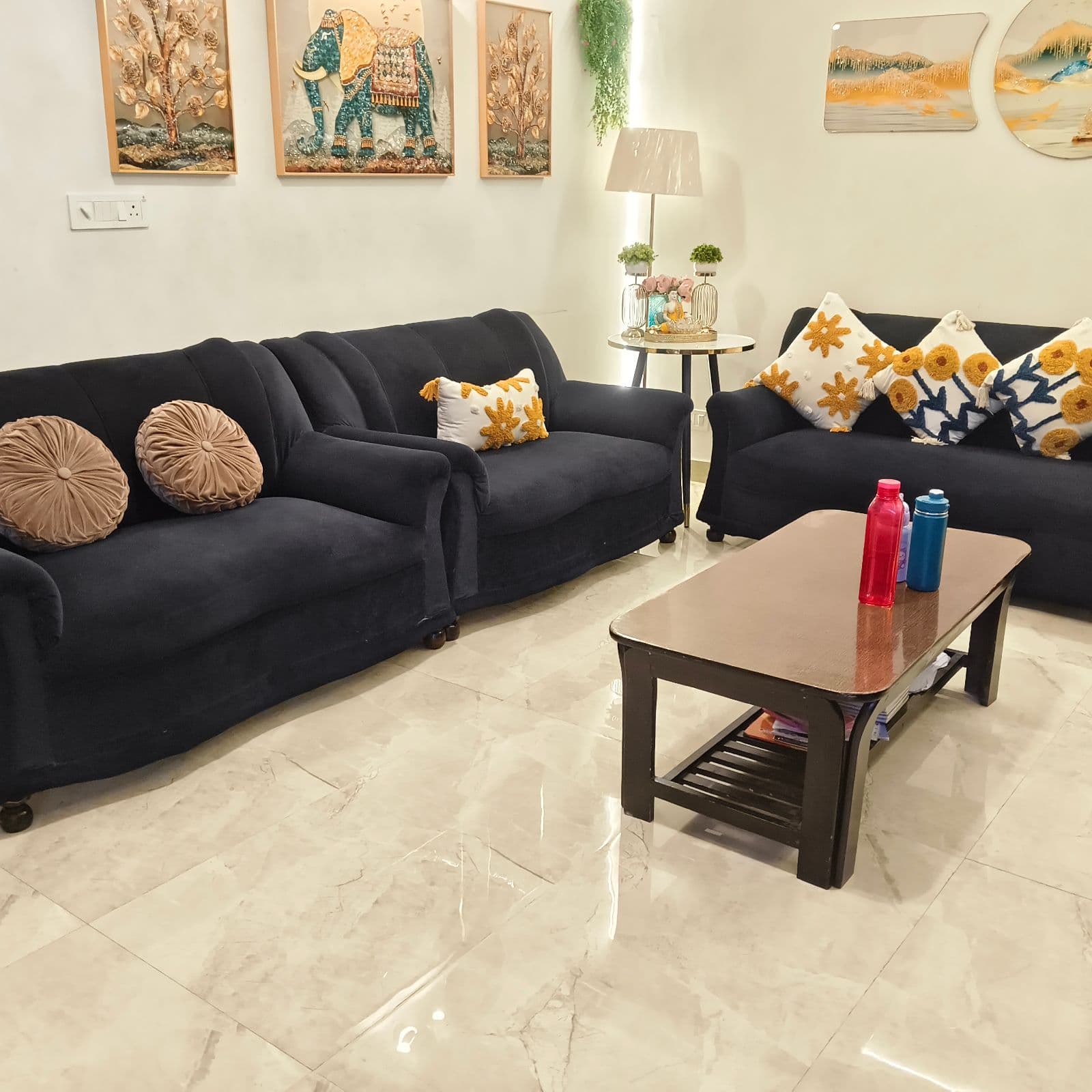 7 sear sofa set with wooden tea table - Thumbnail 6