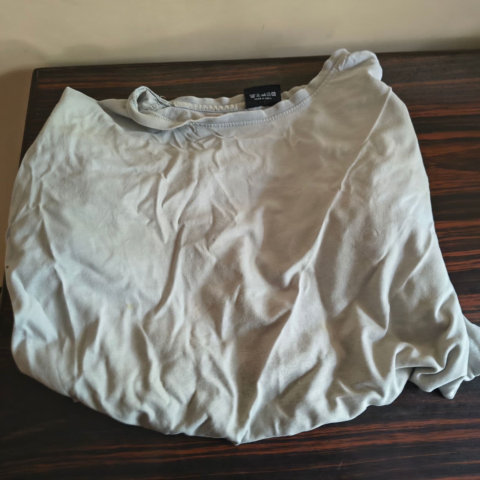 T-SHIRT - Thumbnail 4