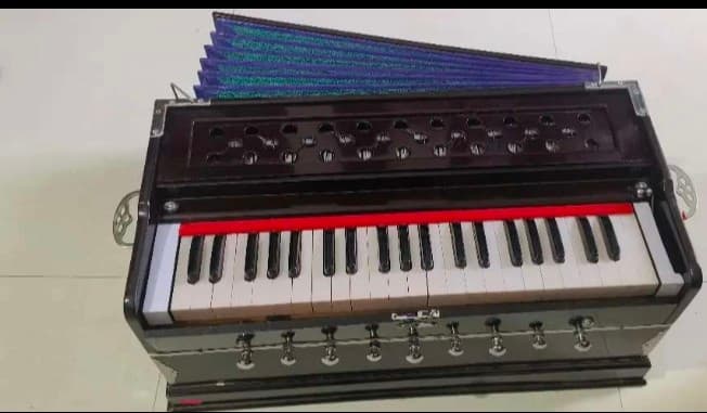 Harmonium for sale in Gorakhpur , Uttar Pradesh